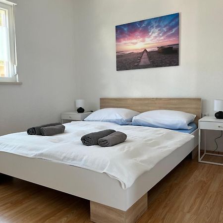 Apartment Roko Трогір Екстер'єр фото