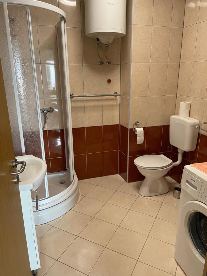 Apartment Roko Трогір Екстер'єр фото