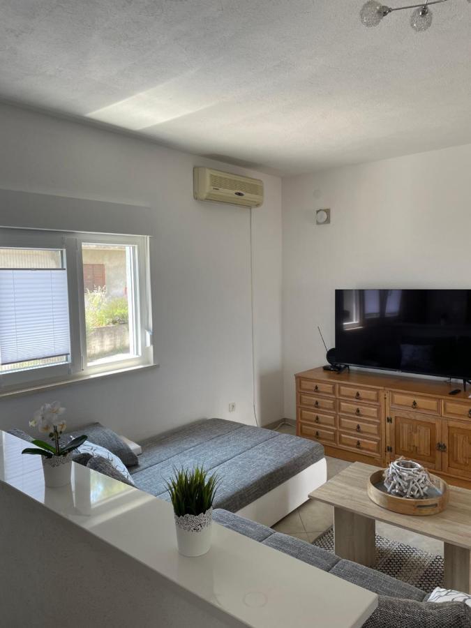 Apartment Roko Трогір Екстер'єр фото