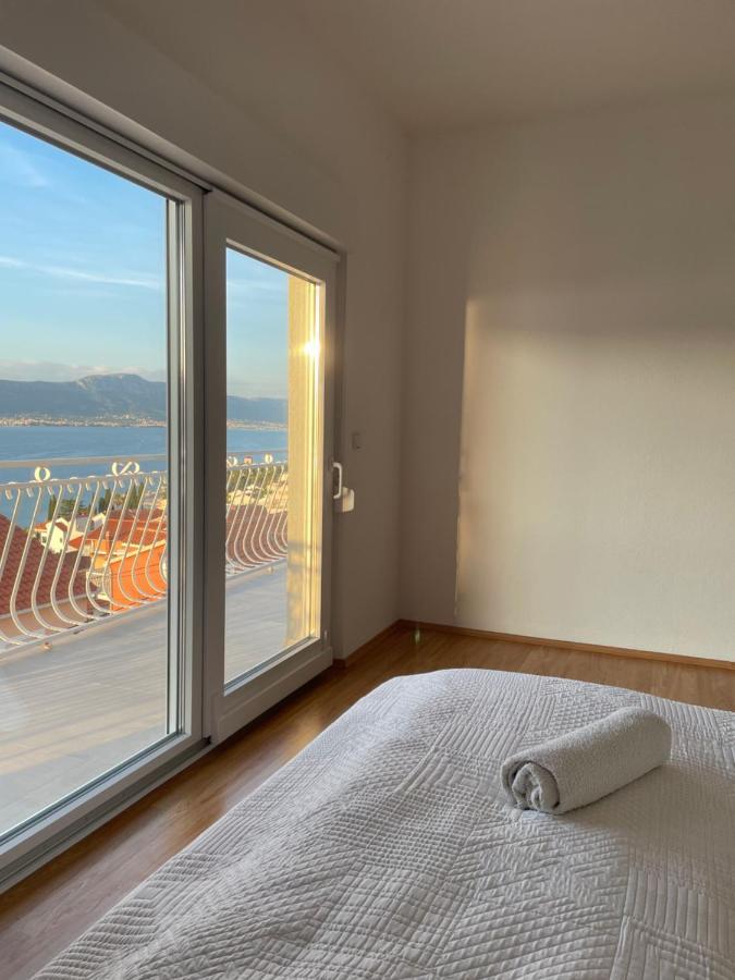 Apartment Roko Трогір Екстер'єр фото
