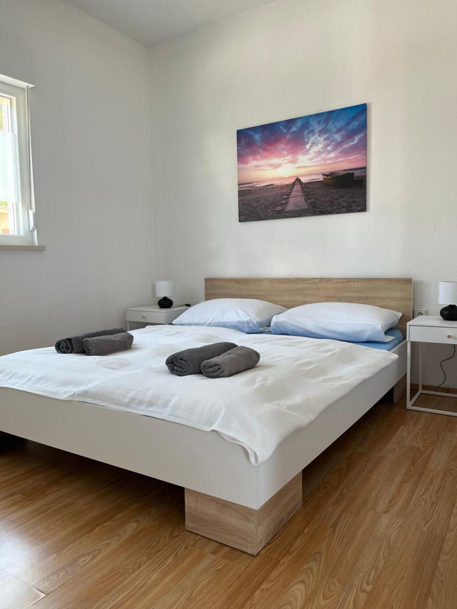 Apartment Roko Трогір Екстер'єр фото
